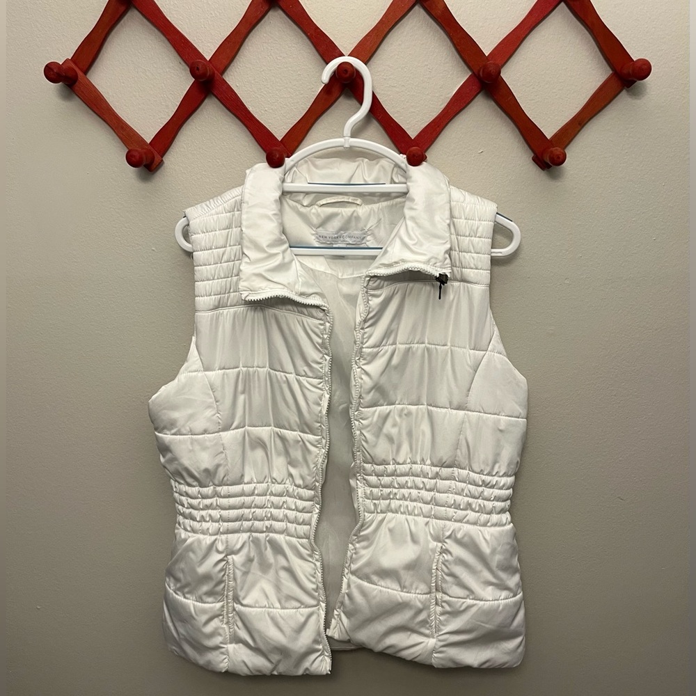 New York and Company White Puffer Vest